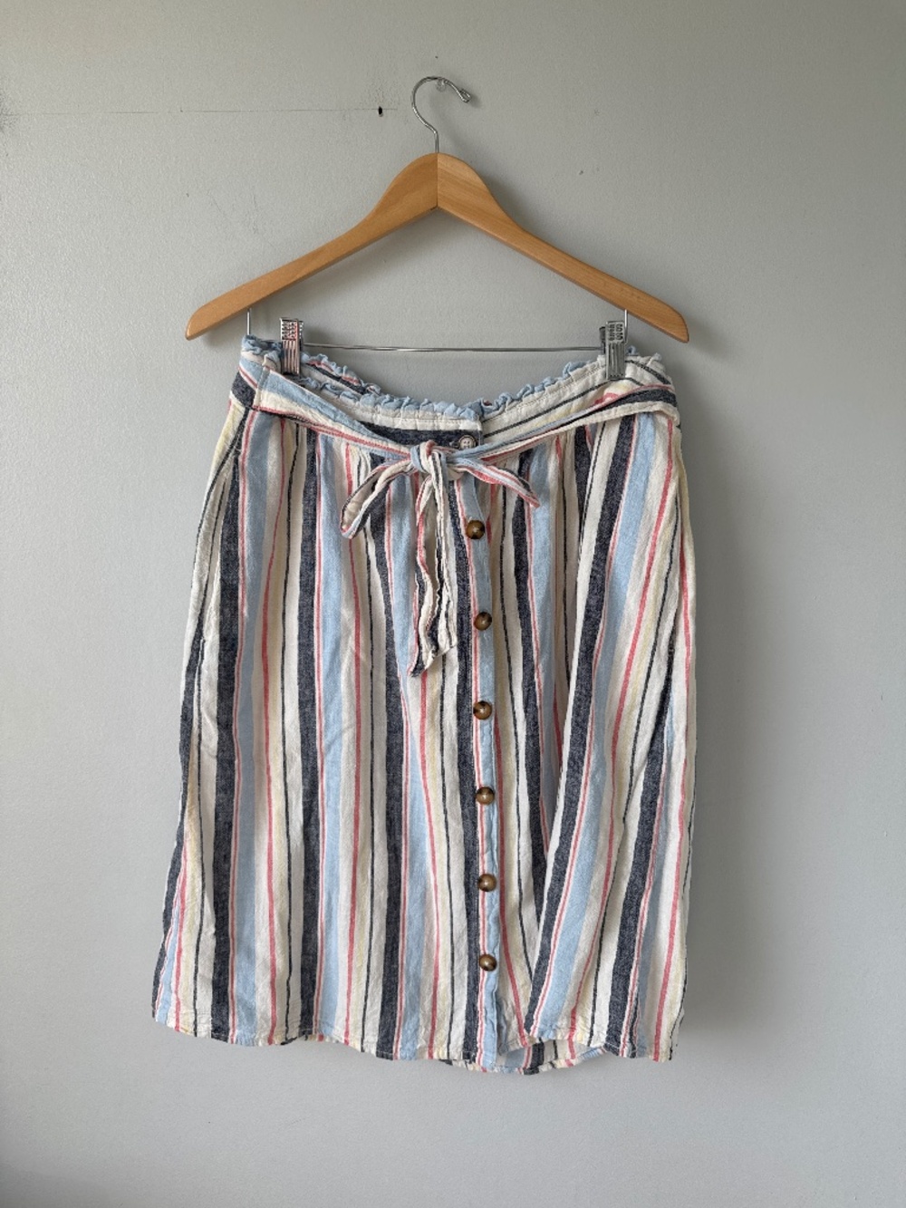 a.n.a a new approach striped button front skirt